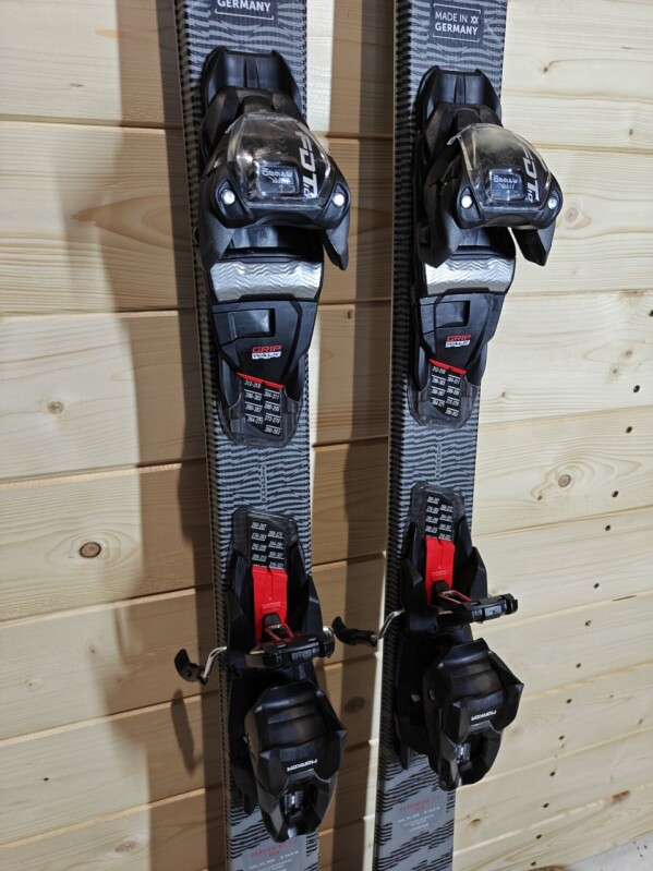 LYŽE VOLKL PEREGRINE 7.2 ANTHRAZIT 165CM --MODEL 2025--